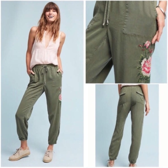 Anthropologie Pants - Anthropologie Postmark Green Embroidered Joggers